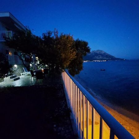 Apartments Santic Podaca エクステリア 写真