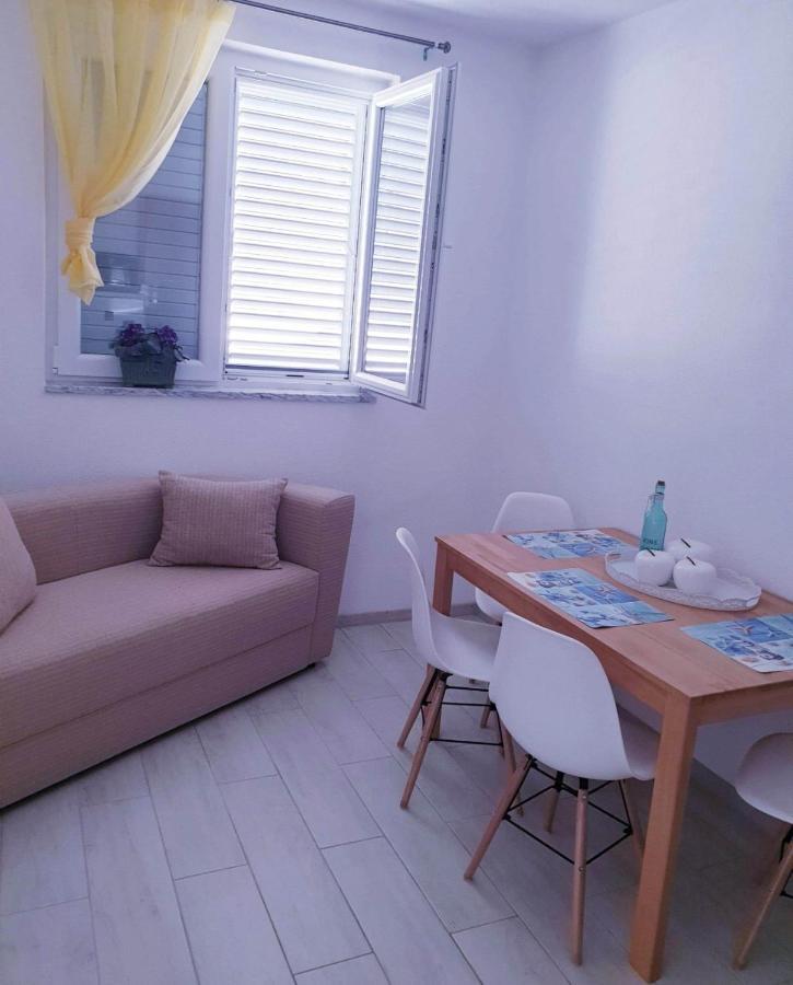Apartments Santic Podaca エクステリア 写真
