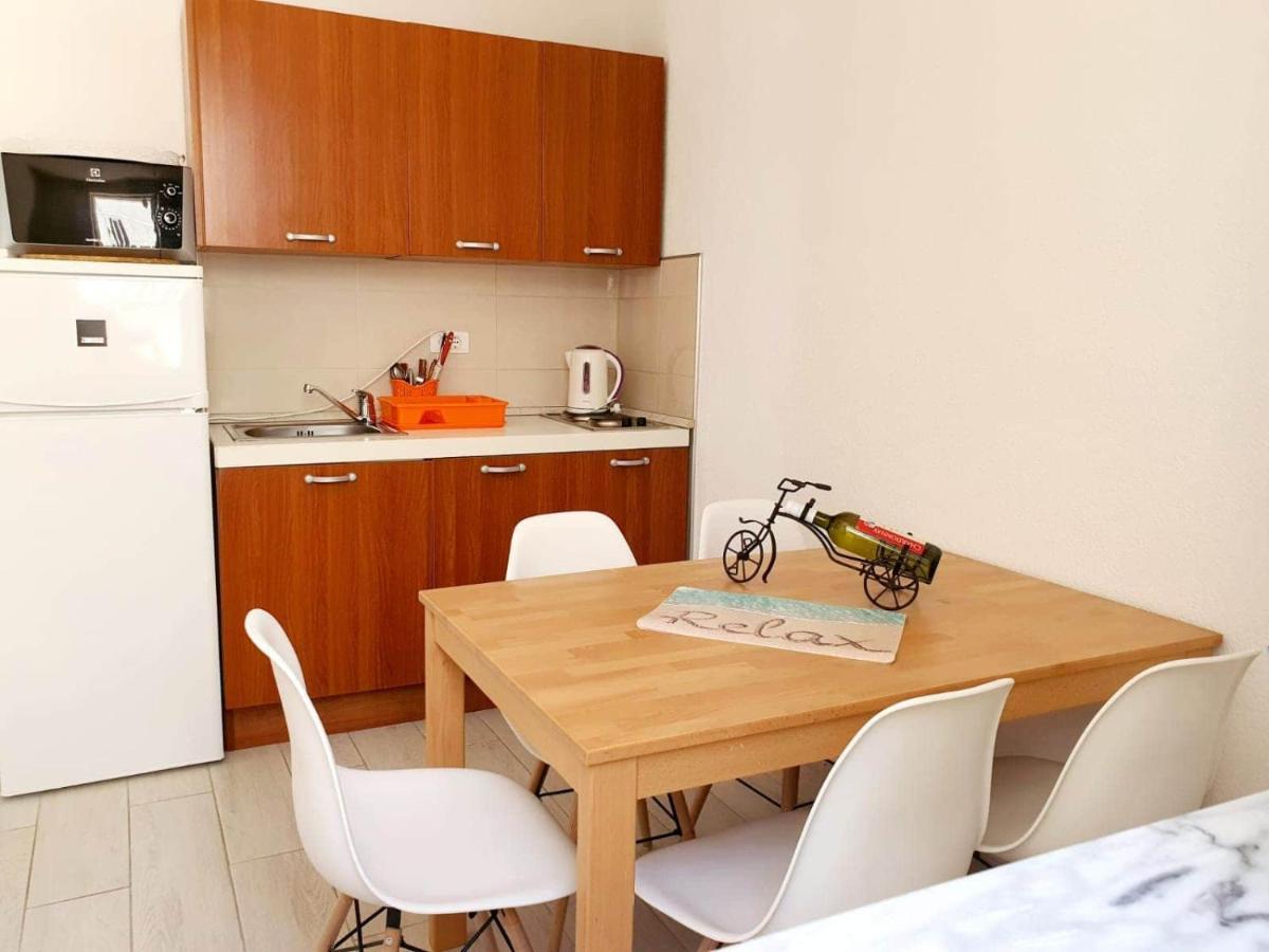 Apartments Santic Podaca エクステリア 写真