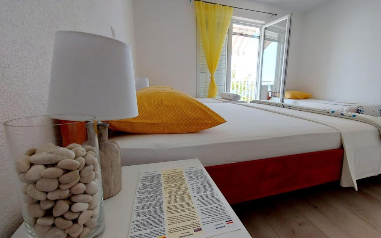 Apartments Santic Podaca エクステリア 写真