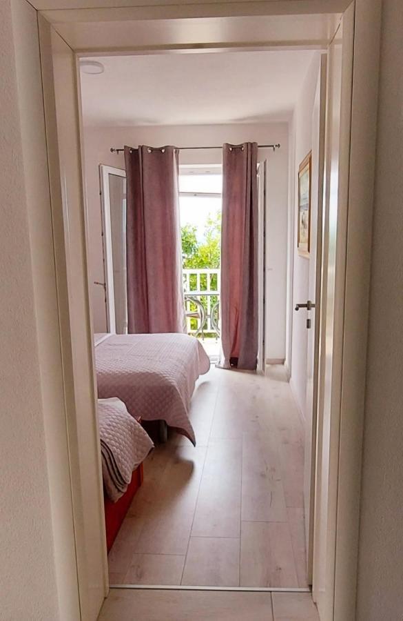 Apartments Santic Podaca エクステリア 写真