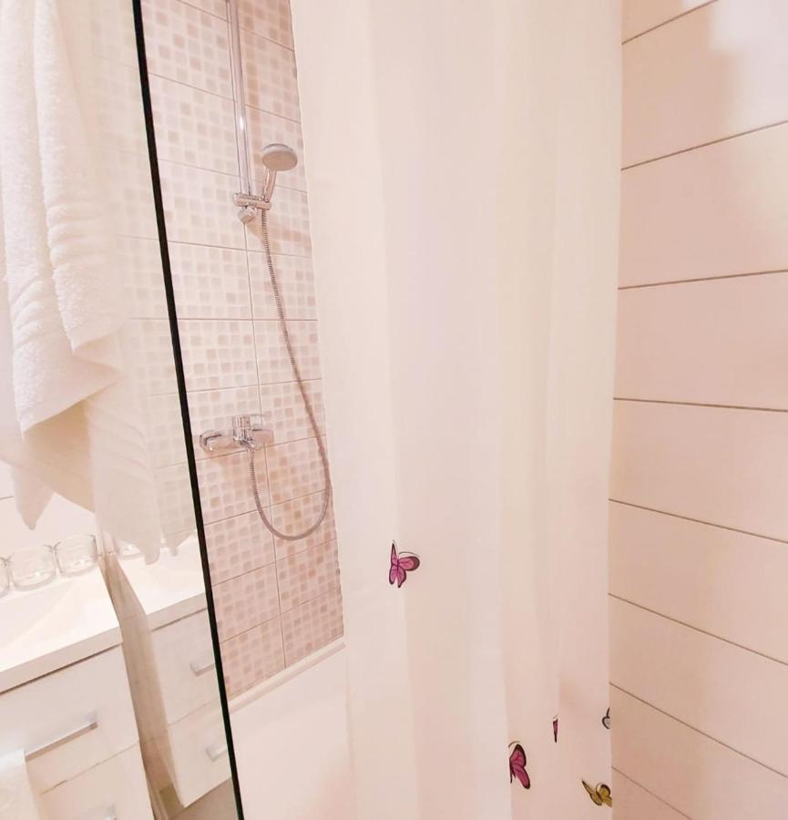 Apartments Santic Podaca エクステリア 写真